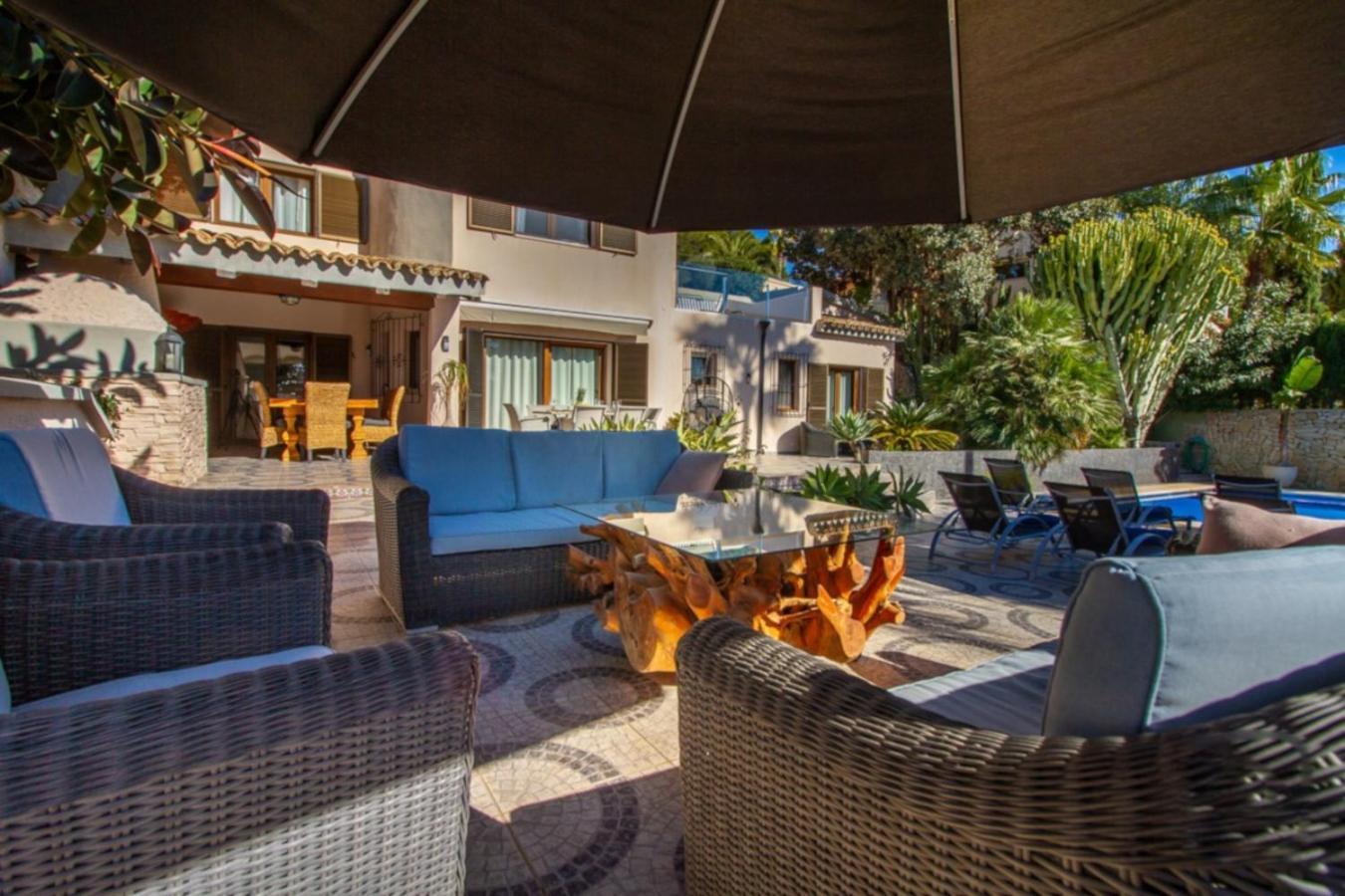 Fustera Villa El Salvador Беніса Екстер'єр фото