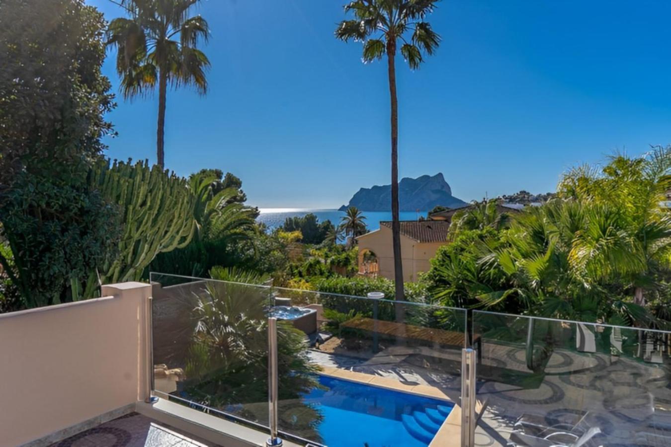 Fustera Villa El Salvador Беніса Екстер'єр фото